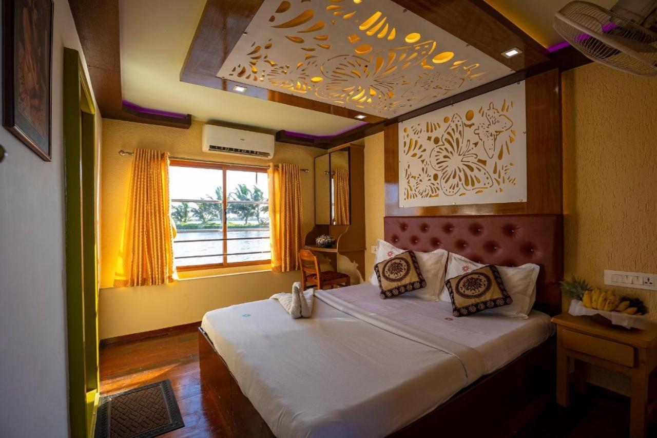 Kerala Nature Houseboat By Coco Floatel Alappuzha المظهر الخارجي الصورة